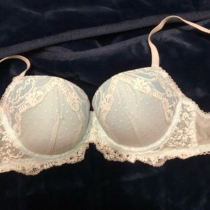 Victoria secret dream angel Demi 34d